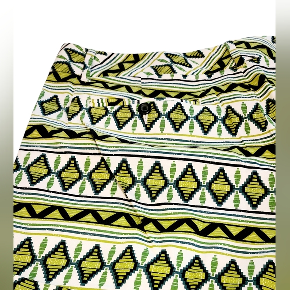 INC International Concepts Women Shorts Geometric Pattern Sz 16 - Picture 4 of 4